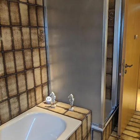 Wiesenallee Og Appartement *